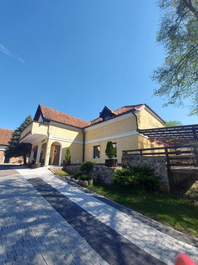 Folwark Tumiany Pokoje & Restauracja المظهر الخارجي الصورة