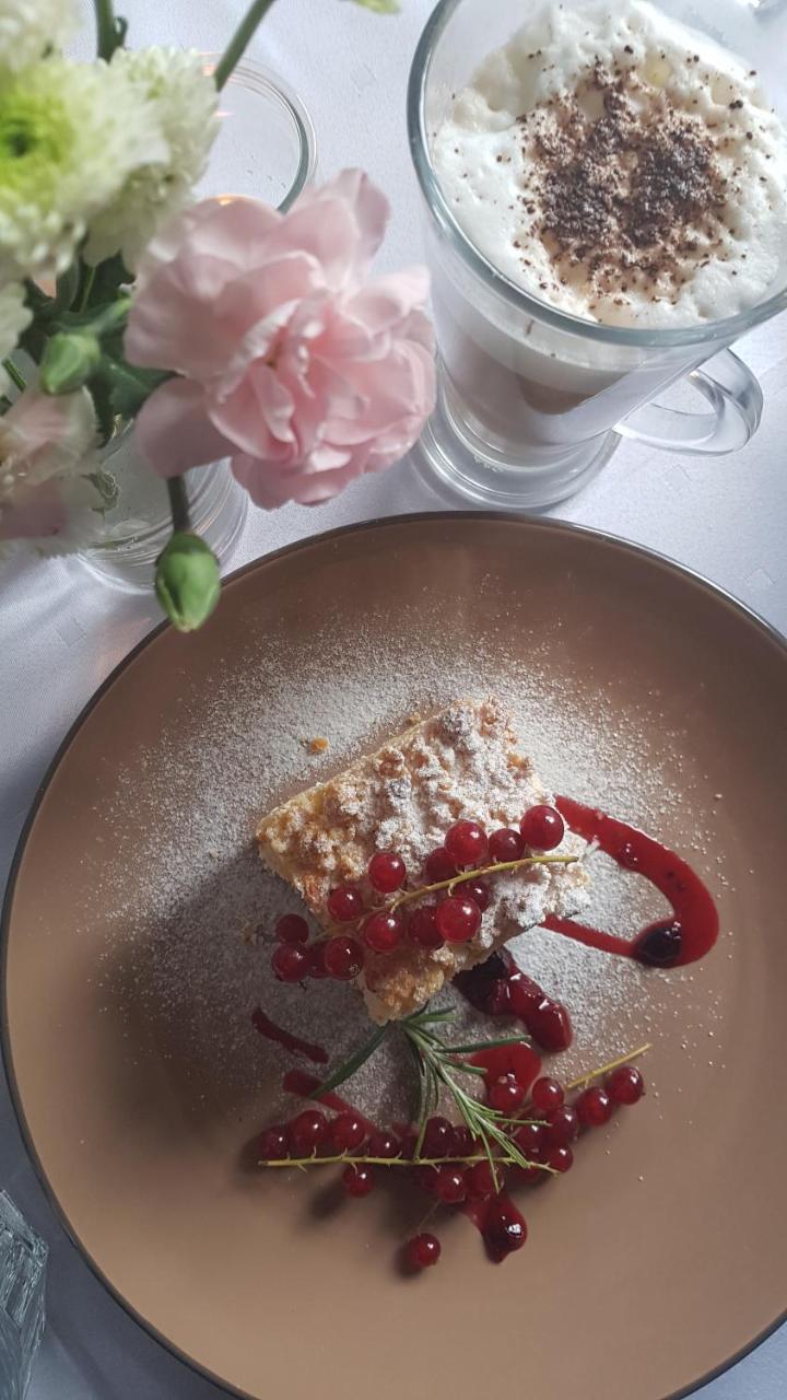 Folwark Tumiany Pokoje & Restauracja المظهر الخارجي الصورة